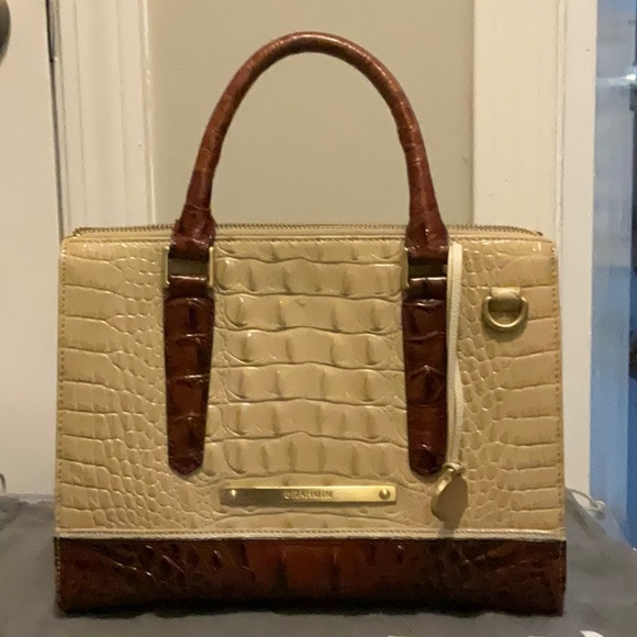 Brahmin Anywhere Tote Tri-color Vanilla Leather Handbag and Wallet - Picture 2 of 13